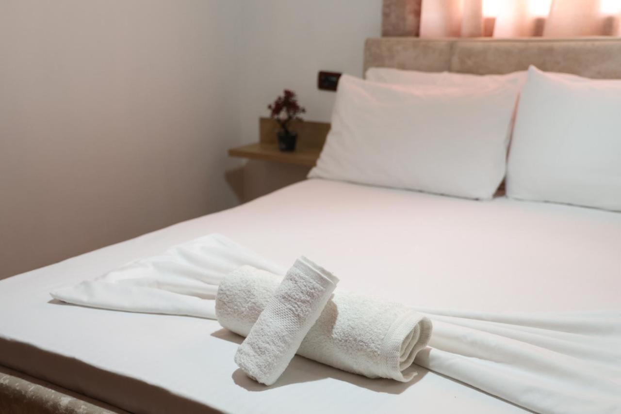 Apartments Villa Luti Stjar 外观 照片