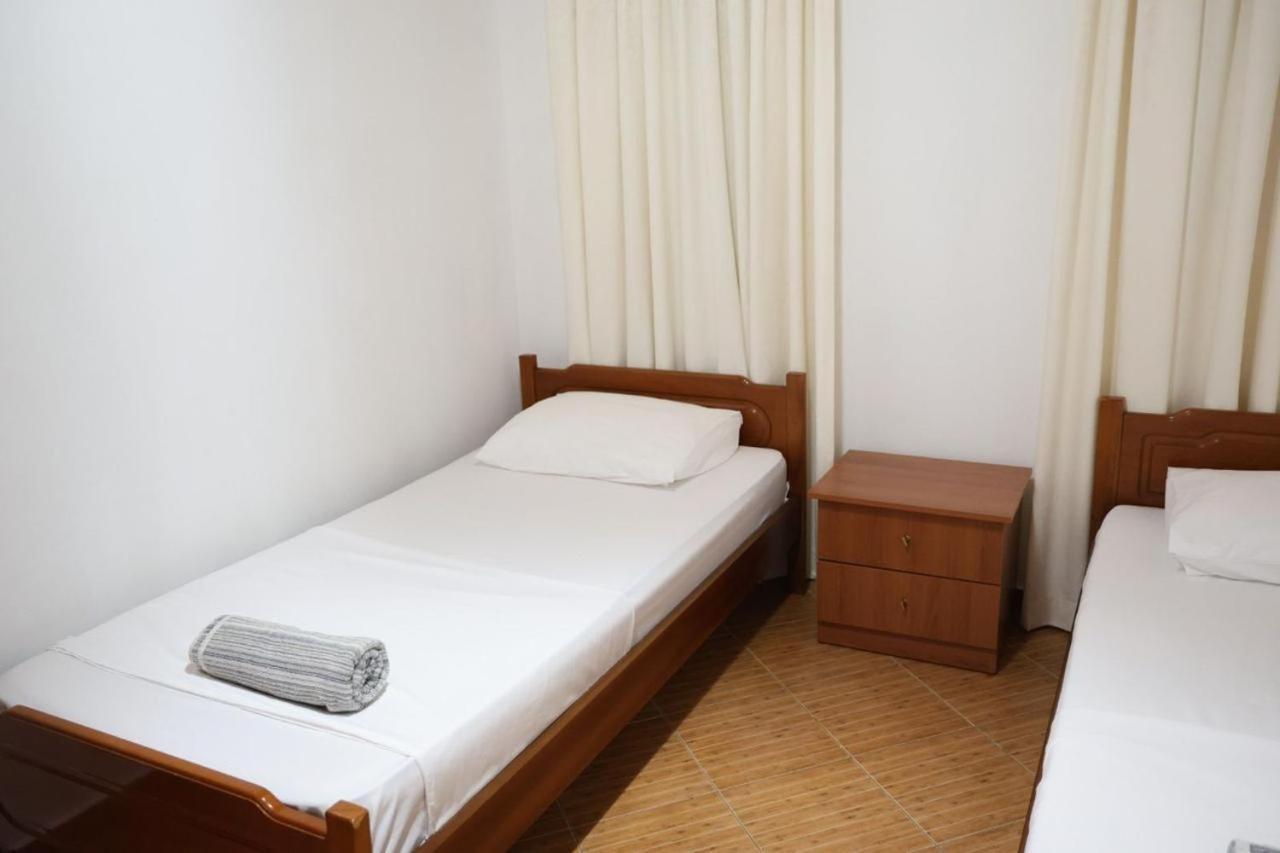 Apartments Villa Luti Stjar 外观 照片