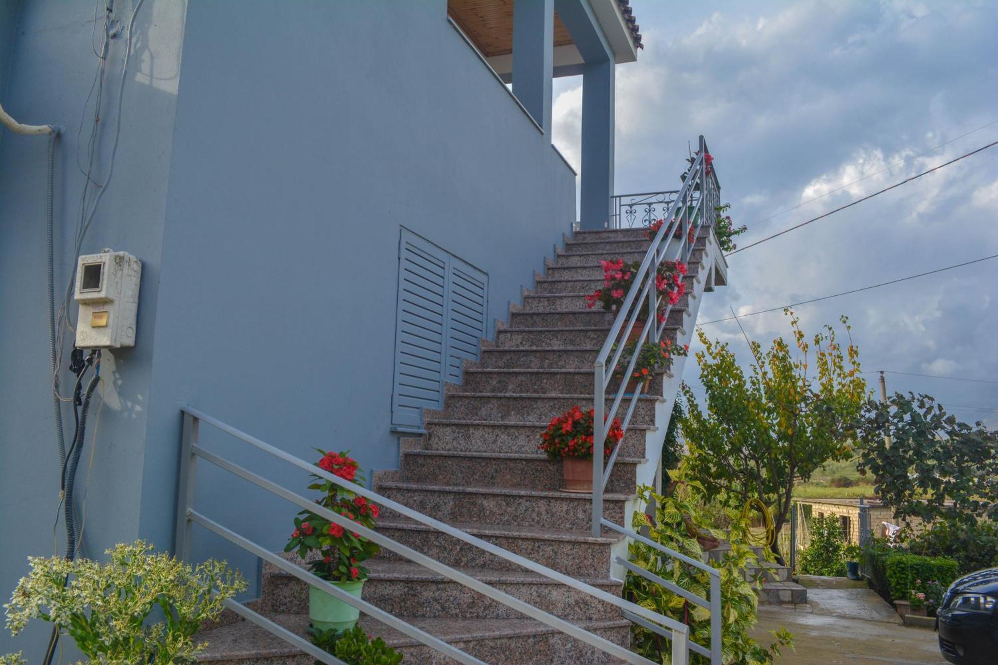 Apartments Villa Luti Stjar 外观 照片